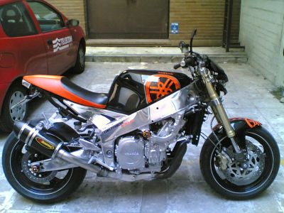 YAMAHA FZR 1000 exup naked esemplare Unico 