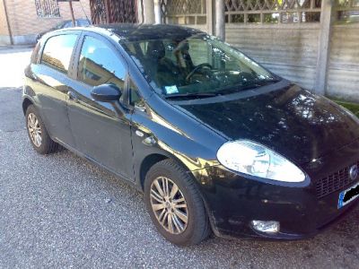 Vendo fiat grande punto mjt 120 cv 5porte emotion nero aprile 2006 