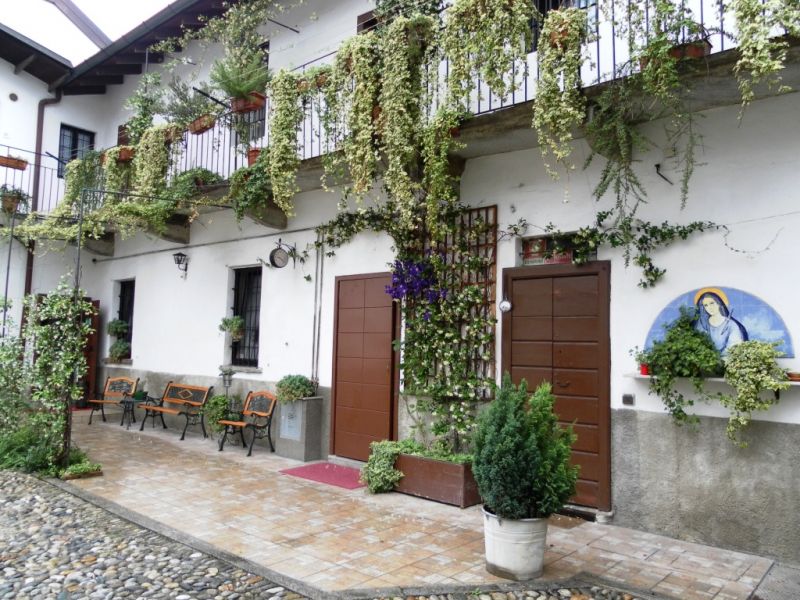 B&b e appartamenti Antica Corte Milanese - tra il centro e Fiera Milano