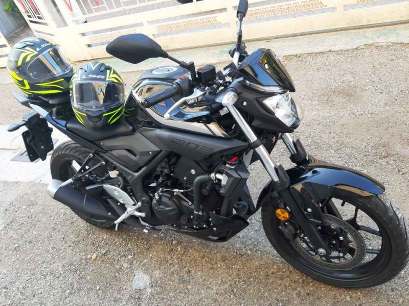 Yamaha mt 03 