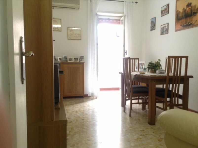 Casalbertone appartamento con balcone 239