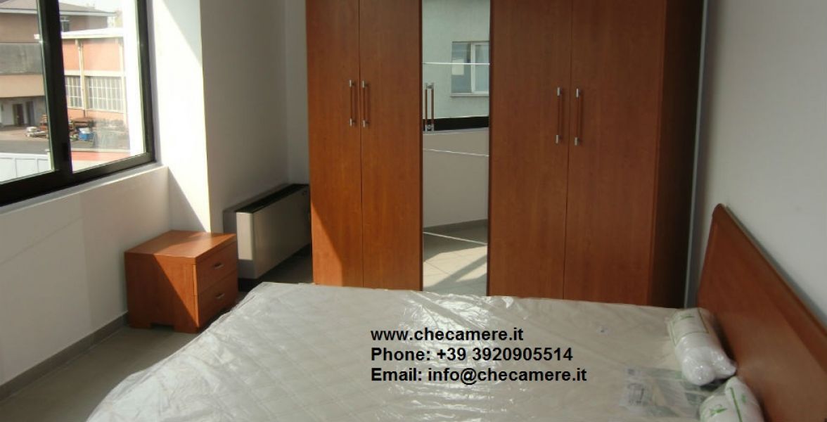 Stanza singola in appartamento solo donne 400 euro