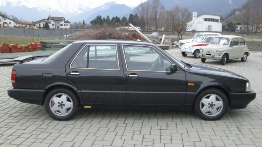 Lancia Thema 8.32 Ferrari 
