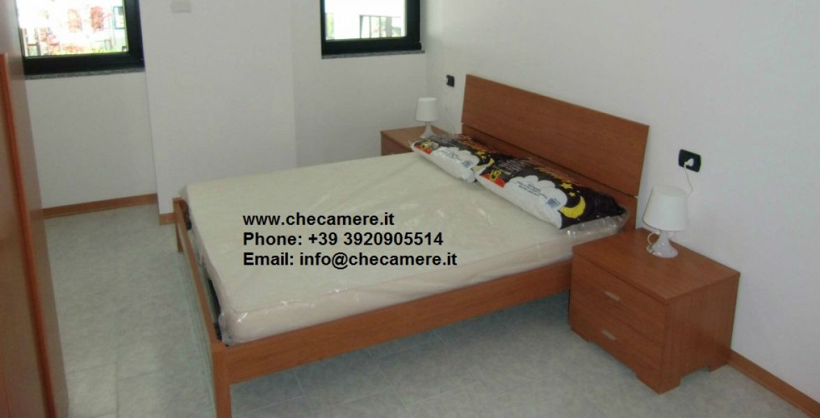 Affittasi AMPIA CAMERA completamente arredata Milano 450 utenze comprese