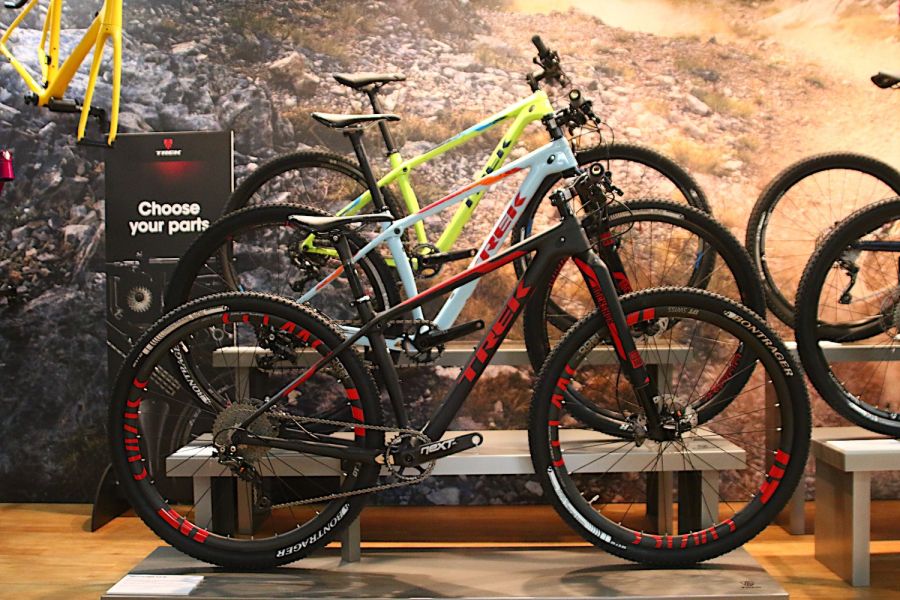 2015 Trek monda SLR 9  $9,000