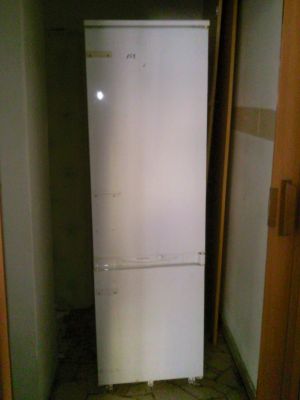 Frigo-congelatore da incasso ARISTON capacita' 300 litri