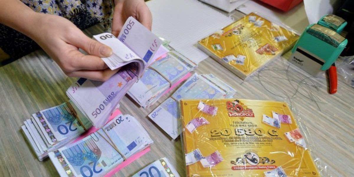 Offerta del prestito di denaro in 72 ore