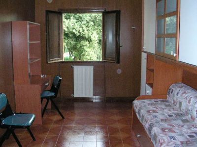 Camera singola 390  In villino a Roma sud