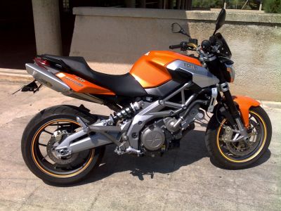 Naked Aprilia Shiver 750