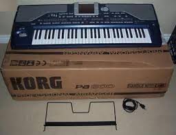 Selling: Korg PA800 pro arranger keys/Roland Fantom-G8 88-Keys