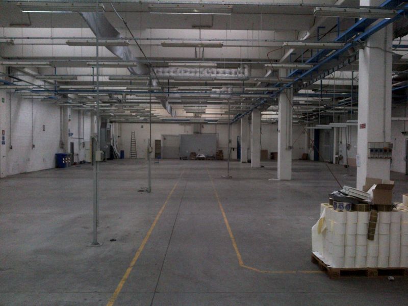 Capannone per attivit� artigianali produttive e di servizio