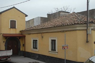 Casa singla ristrutturata Gravina centro