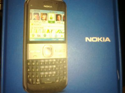 Nokia e5 smartphone 6 mesi di vita