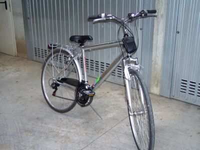 Bicicletta uomo telaio in alluminio