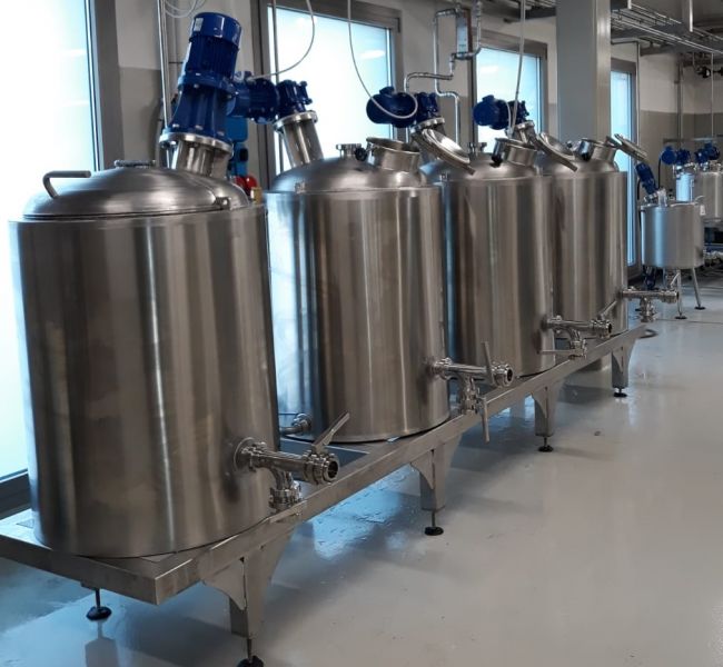 Serbatoi e miscelatori in acciaio inox