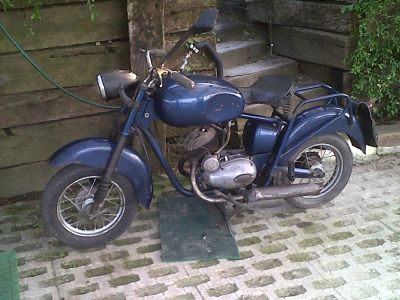 Moto d'epoca (54 anni9 