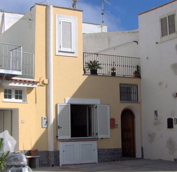 Ischia, 2 appartamenti per vacanze pasquali