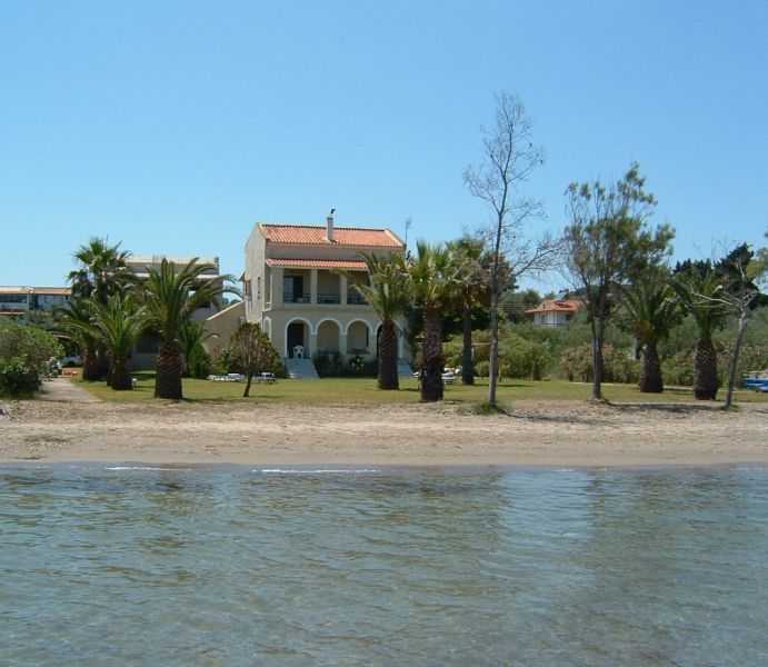 Bella casa vicinissimo alla spiaggia sull' isola di Corfu' Grecia